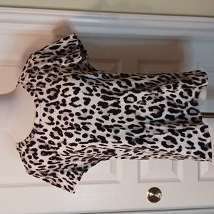 Chico's Weekends Scoop Neck Leopard Print Cap Sleeve Tee Size 2 (12/14 L)